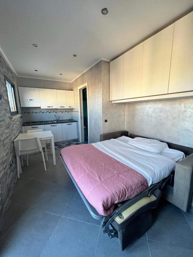 Il Terrazzino Apartment เนเปิลส์ ภายนอก รูปภาพ