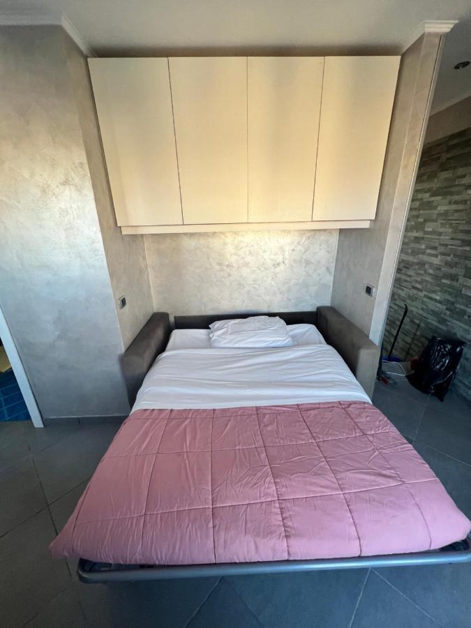 Il Terrazzino Apartment เนเปิลส์ ภายนอก รูปภาพ