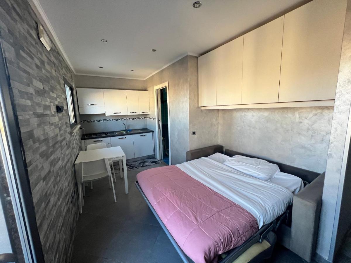 Il Terrazzino Apartment เนเปิลส์ ภายนอก รูปภาพ
